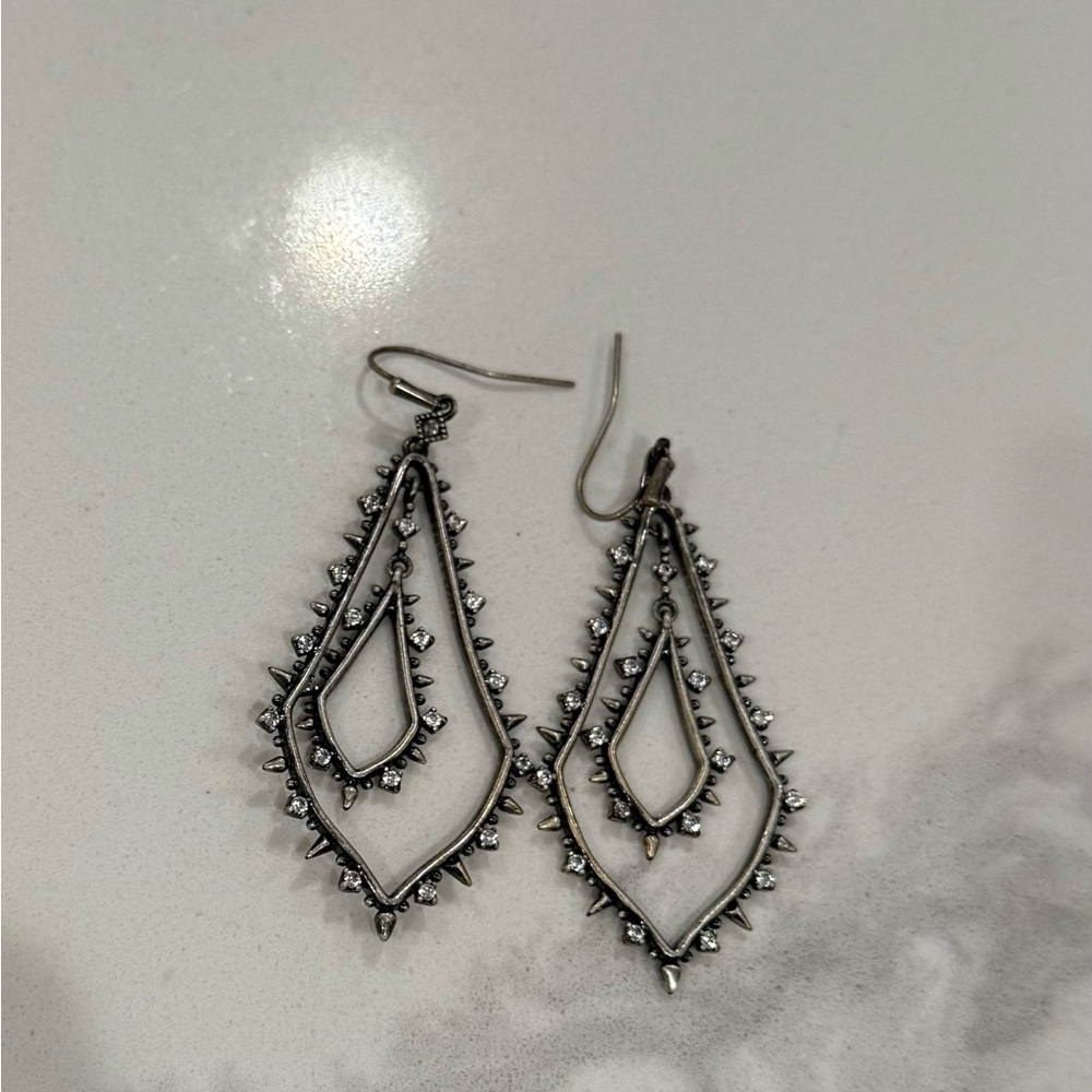 Elegant Gunmetal Silver Drop Earrings
